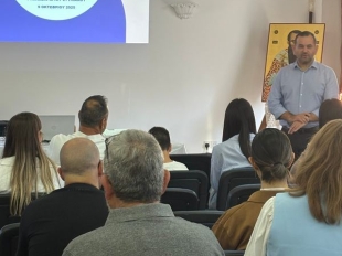 IMG 2ced6c16b7ef7b99a0ae574934f7abd3 V